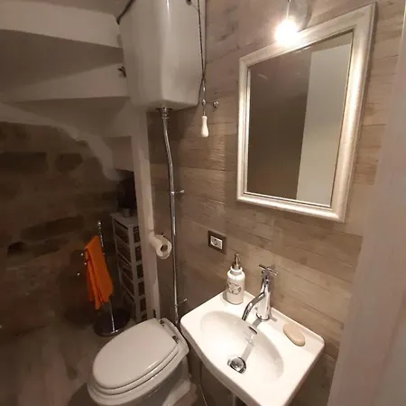 La Rosa Di Francesco Guest house 3*