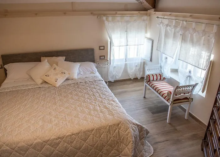 La Rosa Di Francesco Casa de hóspedes 3*