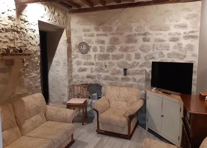 La Rosa Di Francesco Valfabbrica